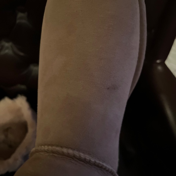 UGG NEW PINK SHEEPSKIN BOOTS 11 - Picture 12 of 12
